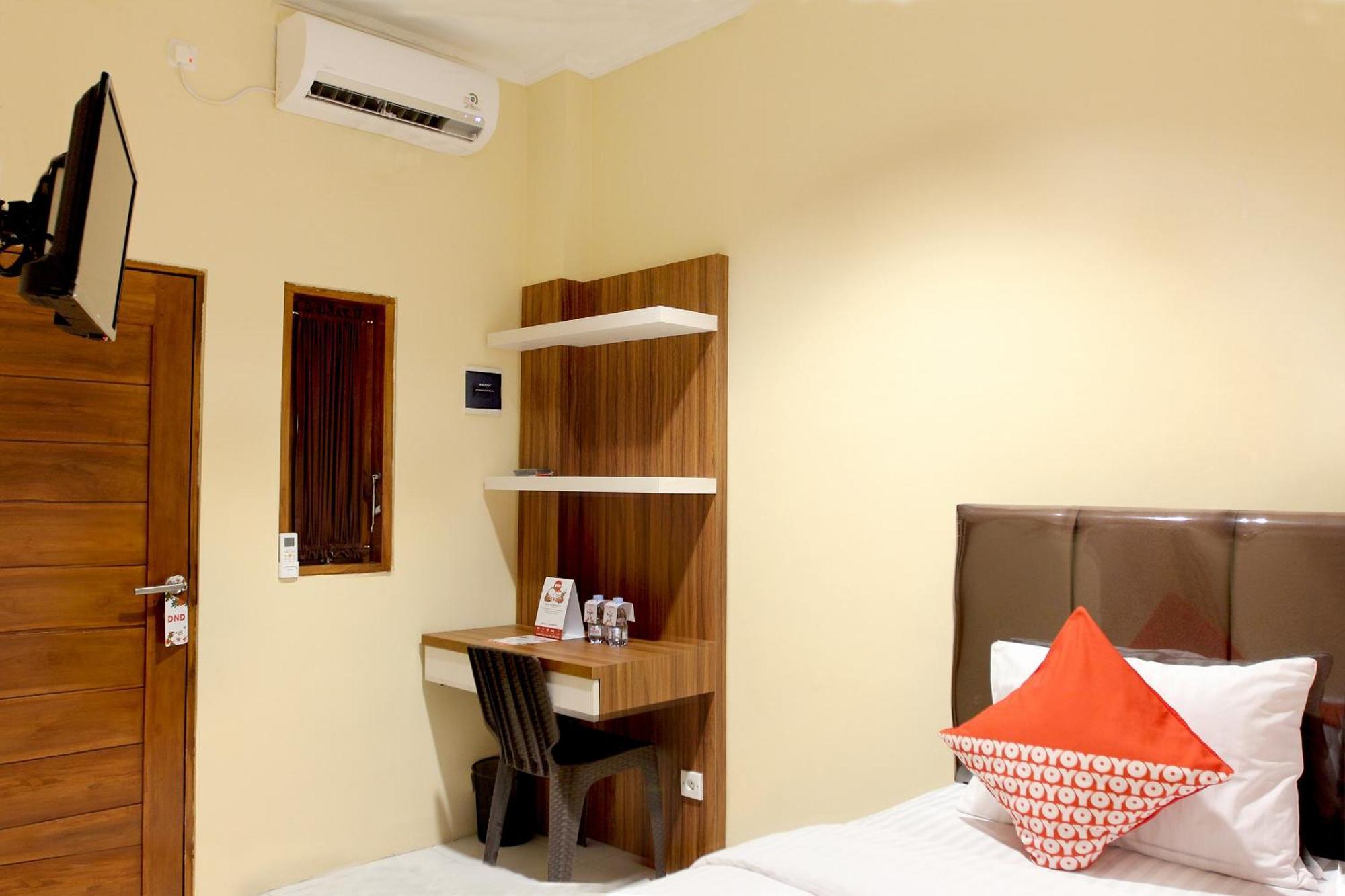 Oyo 121 Rumah Ayub Syariah 2* Jakarta